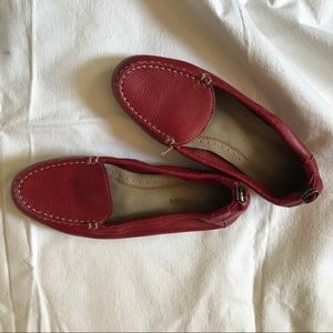 HUSH PUPPIES with Red Leather Upper Size 6 1/2